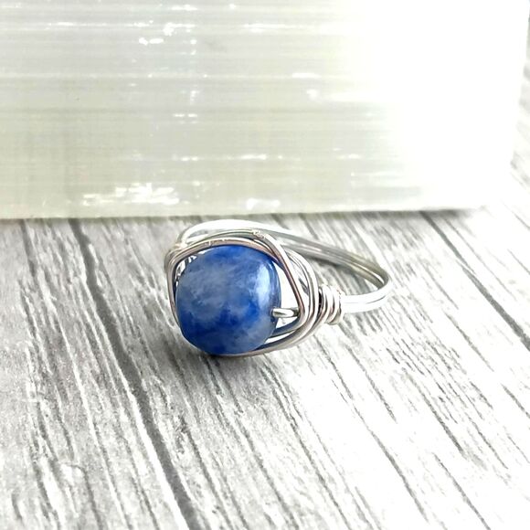 Boho Chic Sodalite Crystal Ring, Stackable Wire Gemstone Ring, Size 7.5 - Picture 2 of 3